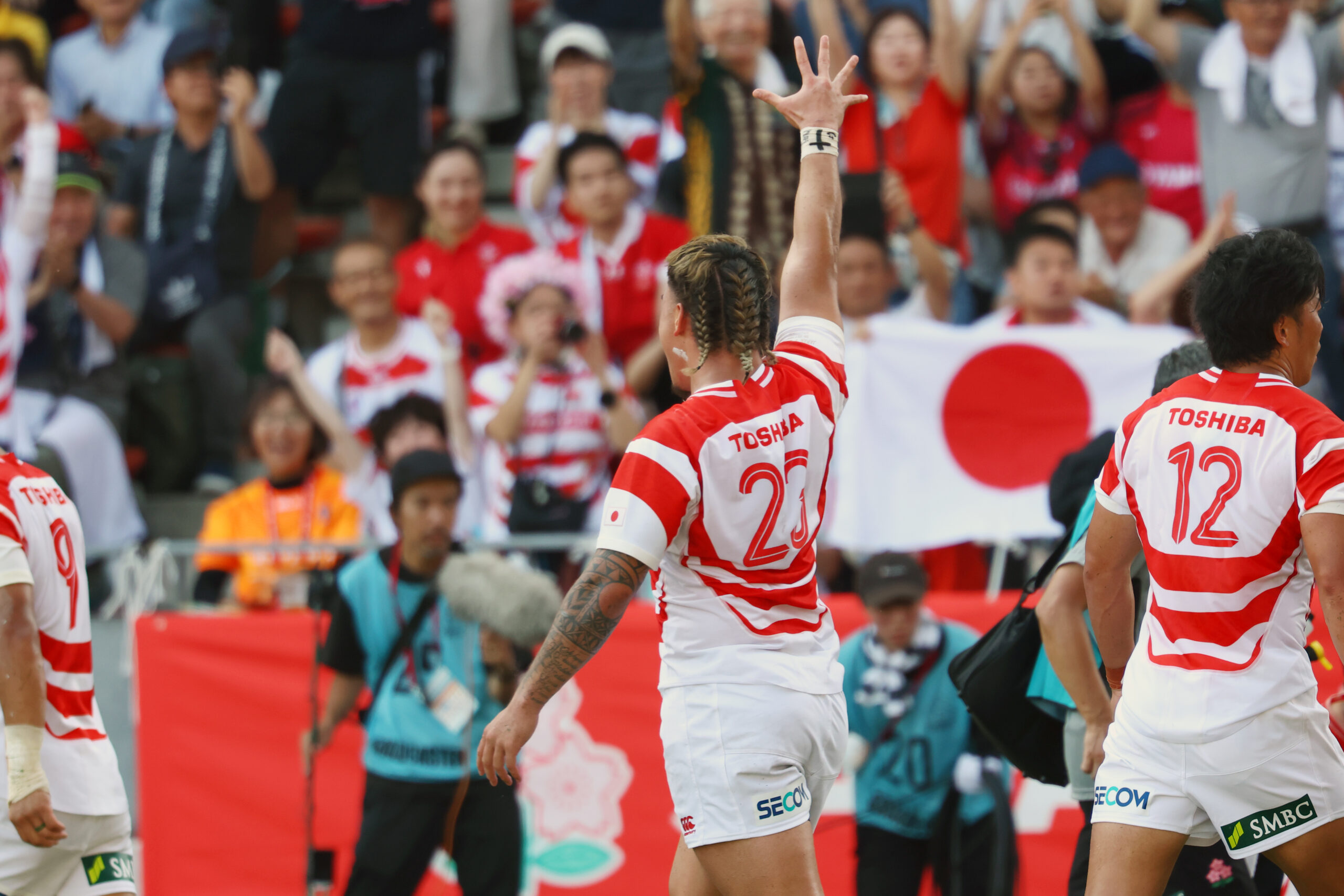 日本代表、ウェールズに奇跡の逆転勝利！紙森→バイレア、若き“スピアーズ”コンビが勝ち越し呼び込み 相手は18連敗に